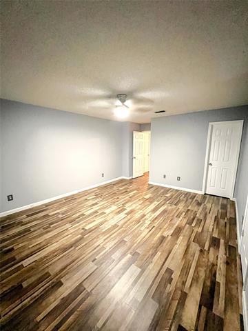 Building Photo - 7904 Fox Chase Dr