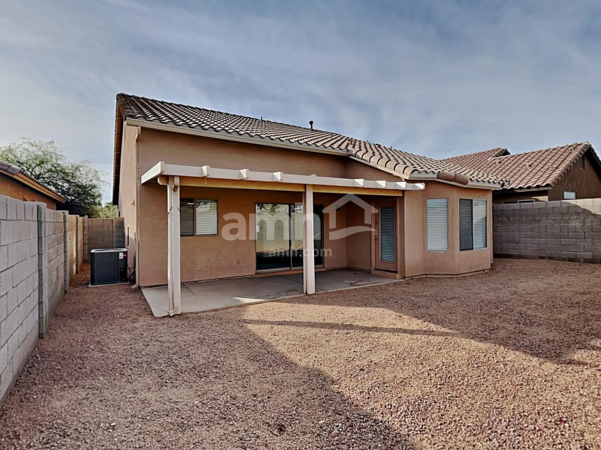 Building Photo - 12930 W Clarendon Ave