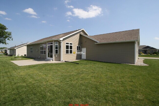 Building Photo - Neenah Subdivision West of I 41