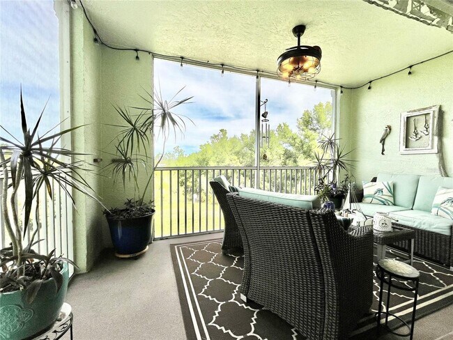 Building Photo - AVAILABLE 2026 SEASON! HERITAGE LAKES COND...