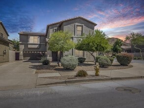 Building Photo - 2622 W Florentine Rd