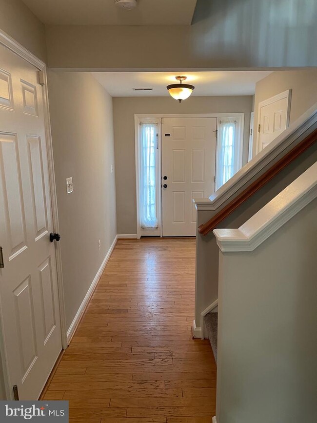 Primary Photo - 13629 Beckingham Dr