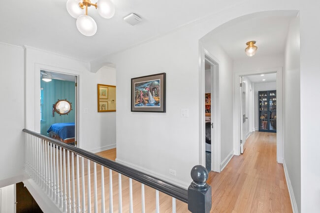 Building Photo - 9526 Lawndale Ave