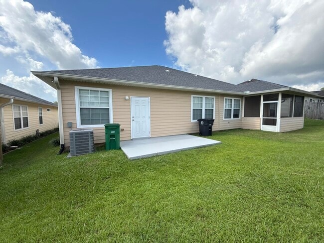Building Photo - 5508 Hampton Woods Way