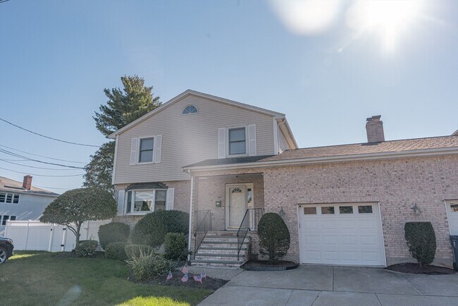 Primary Photo - 194 Linwood Ave