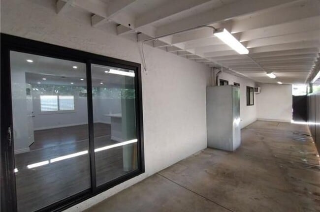 Building Photo - 13714 Hoyt St