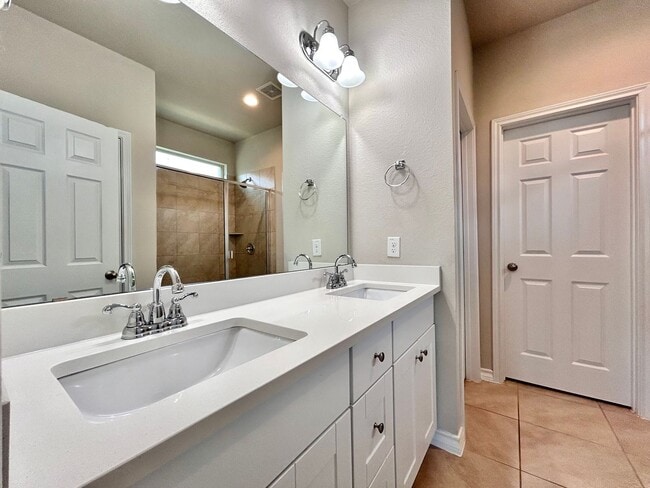 Building Photo - 3/BR 3.5/BS Two-Story Home with Large Bedr...