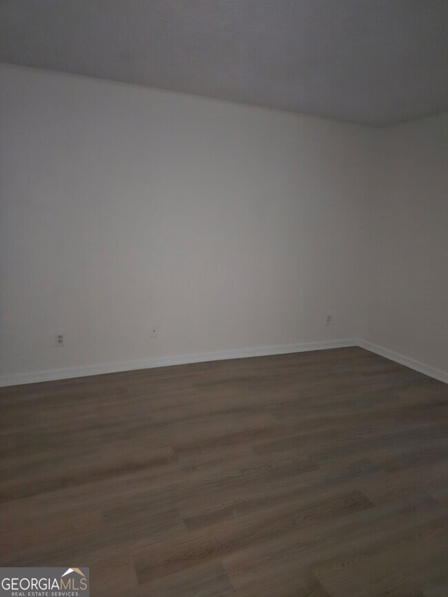 Building Photo - 5604 Estates Ct