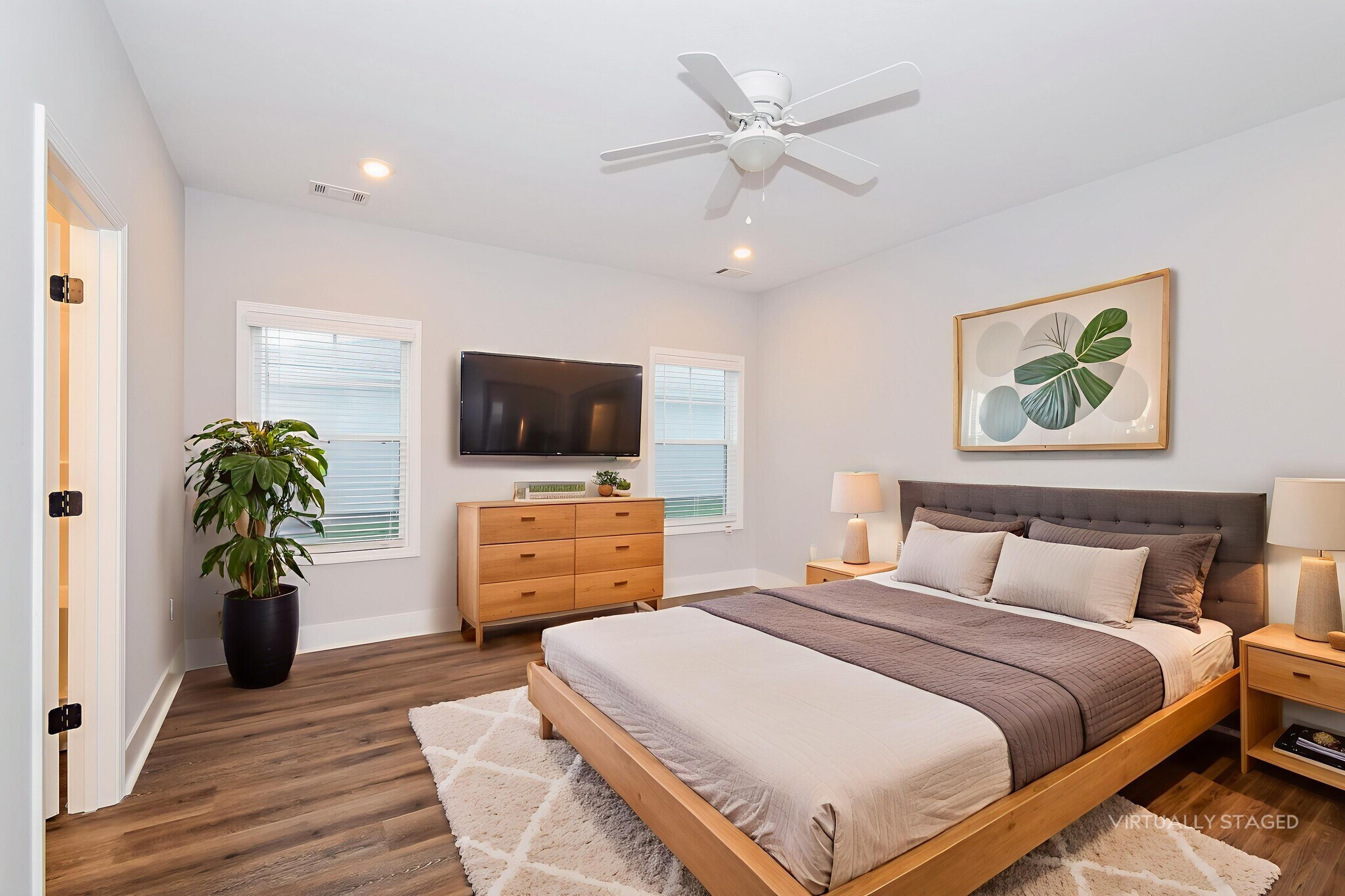 Building Photo - 1053 Autumns Wood Cir E