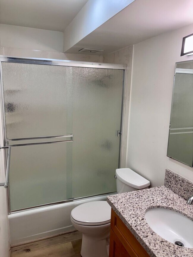 Building Photo - For Rent | A 3 Bedroom, 3 Bathroom, with 1 Assigned Parking Stall at Waipuna