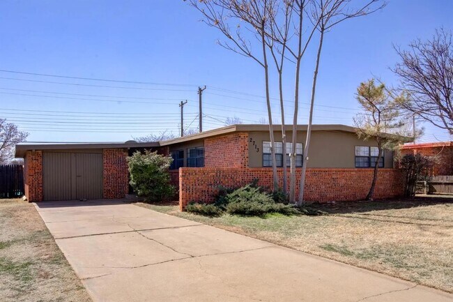 Primary Photo - 2713 65th St