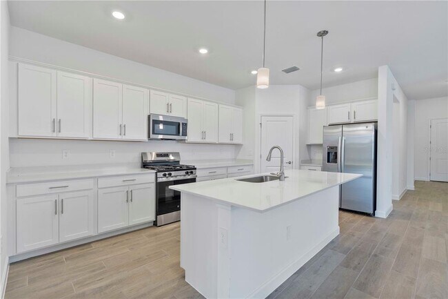 Building Photo - 15077 Jadestone Dr