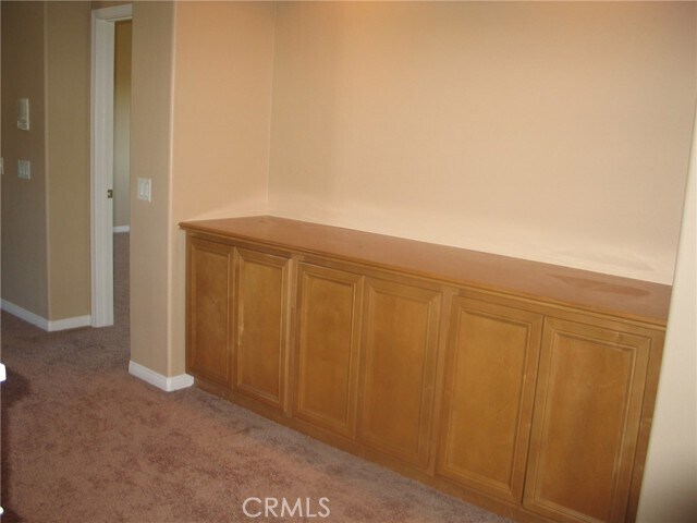 Building Photo - 27720 Elderberry St