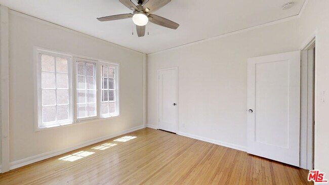 Building Photo - 1260 Flores St