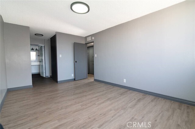 Building Photo - 6979 Palm Ct
