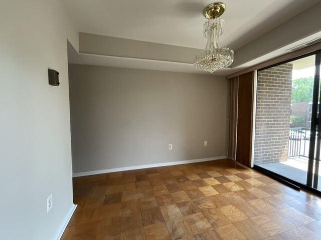 Dining area - 2101 Walsh View Ter