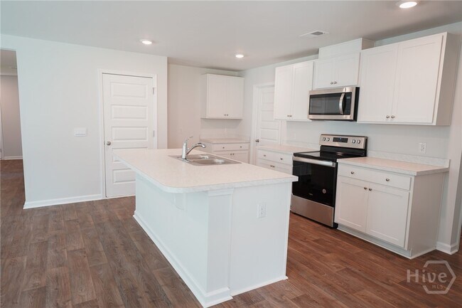 Building Photo - 139 Painted Lady Lp