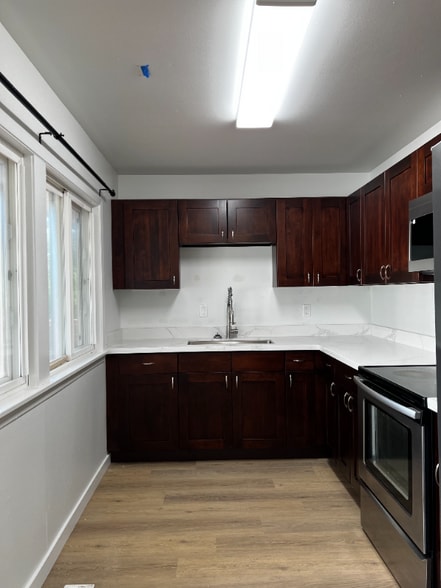 Building Photo - 25818 19th Ave S