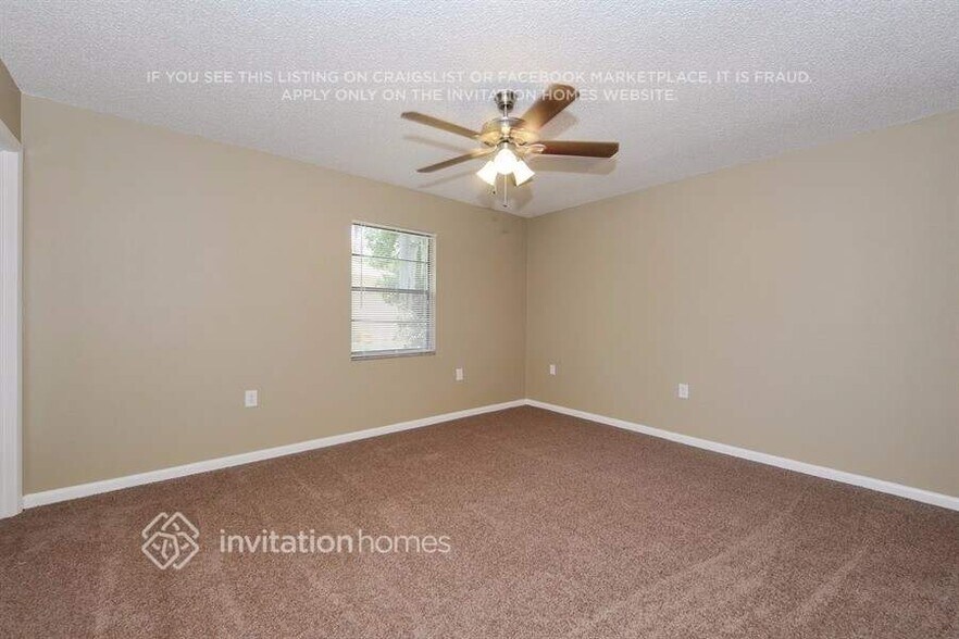 Building Photo - 5800 Southwind Dr