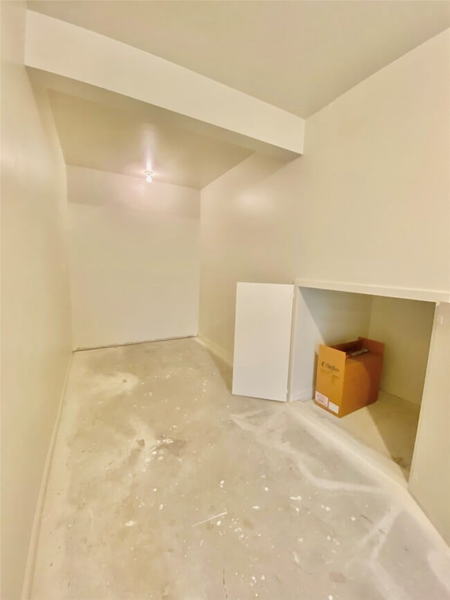 Building Photo - 18223 County Rd 132