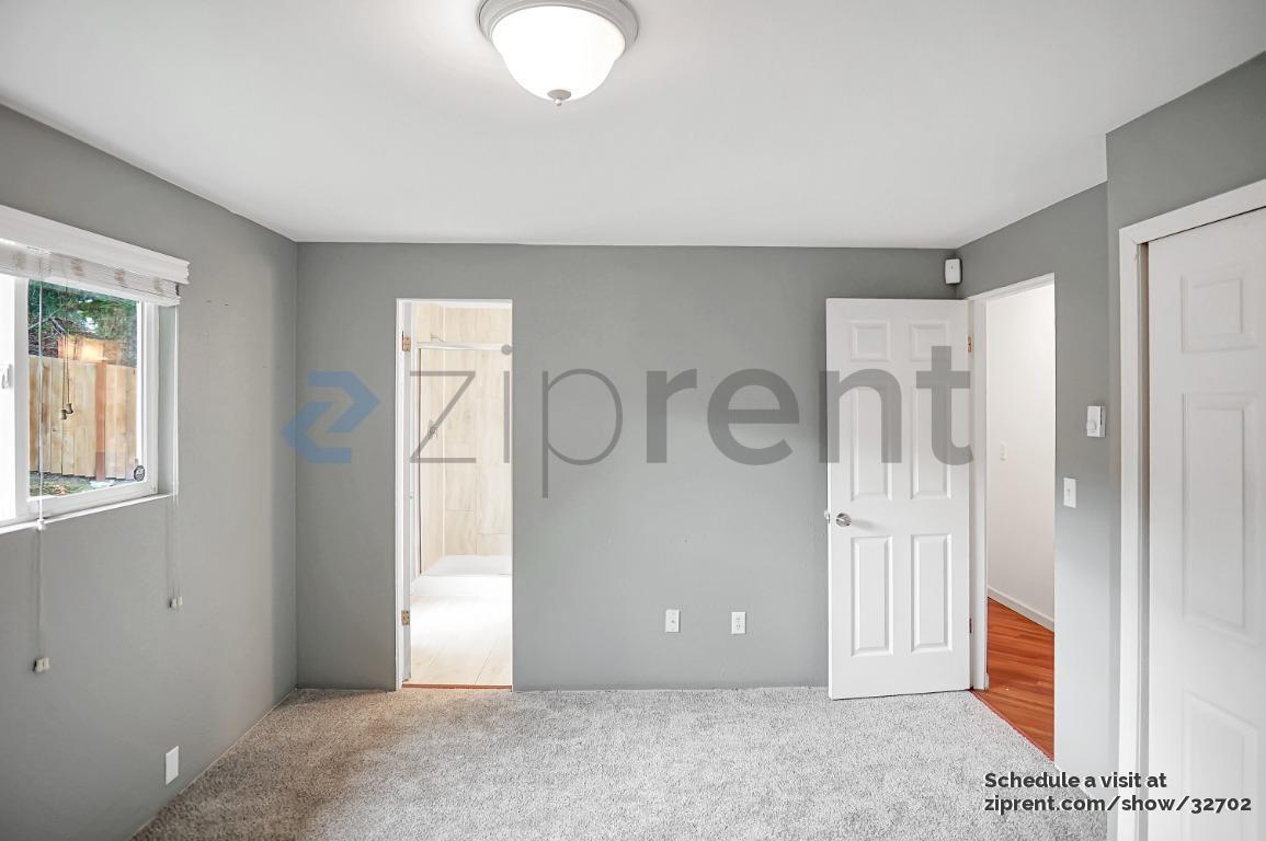 Building Photo - 5528 180th St SW