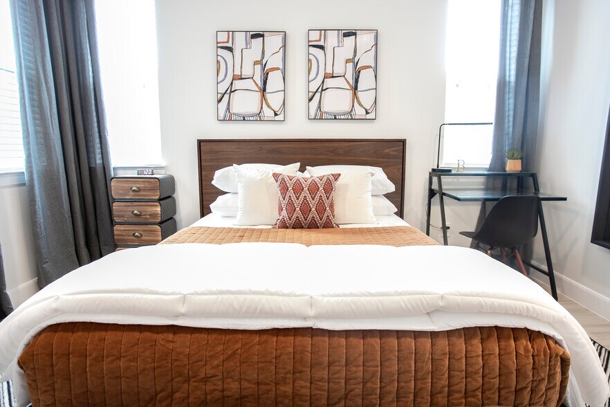 Same cozy feel. - 2713 Eado Edge Ct