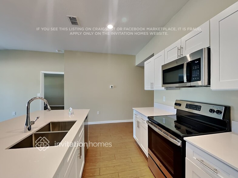 Building Photo - 1042 Caitlin Loop