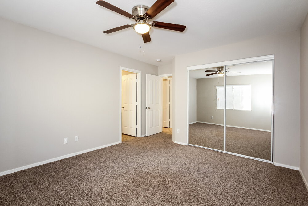 Building Photo - 12334 W Rosewood Dr