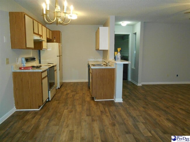 Building Photo - 711 Coventry Ln