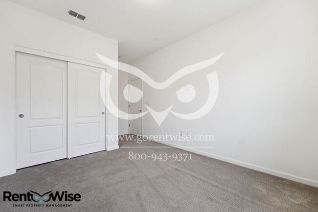 Building Photo - 1548 Glenn St