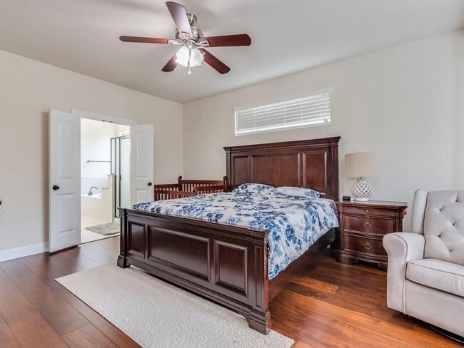 Building Photo - 5720 Viejo Dr