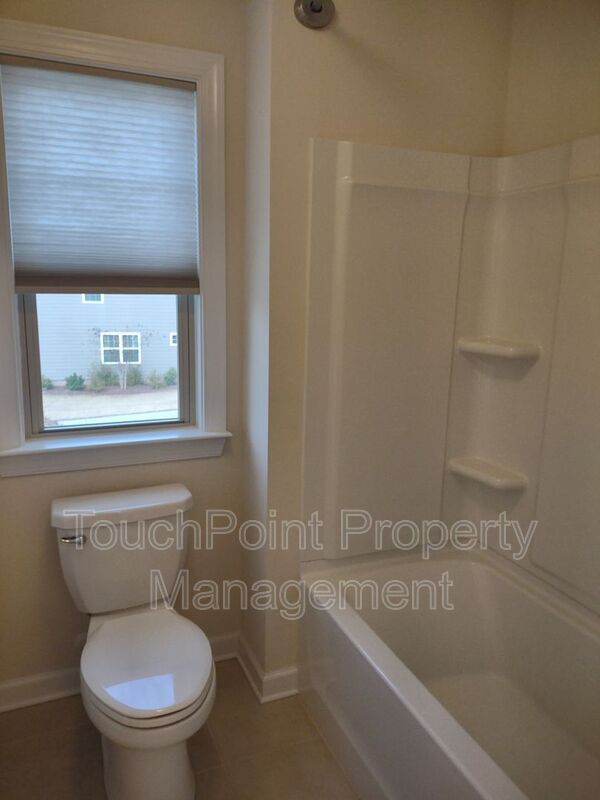 Building Photo - 1019 Hamilton Mill Dr