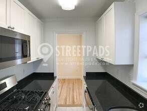 Building Photo - 1 bedroom in Brookline MA 02446