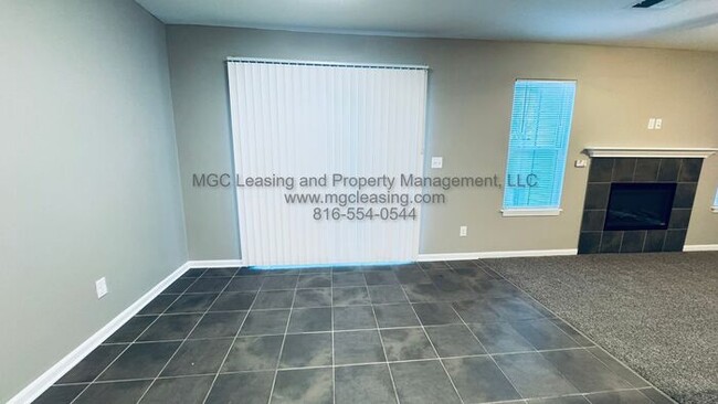 Building Photo - Baltimore Townhomes: Special Offer - One Month Free Rent!