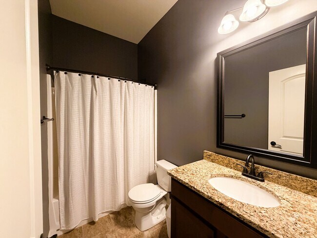 Building Photo - 8123 Autumn Dr