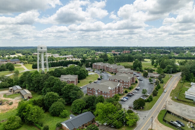 Primary Photo - Fusion Pointe