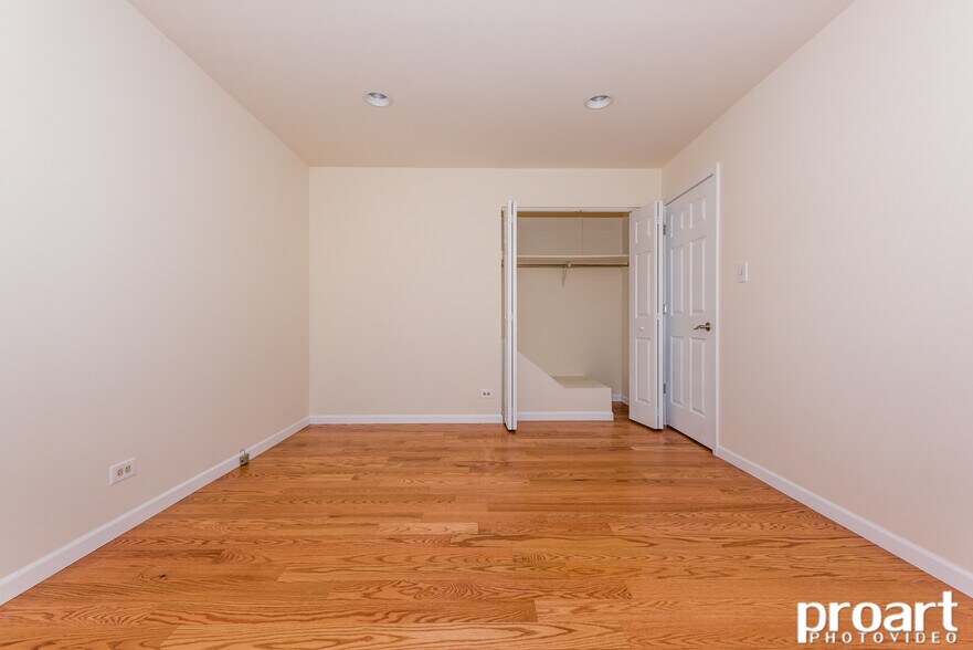 Building Photo - 1523 Johnstown Ct
