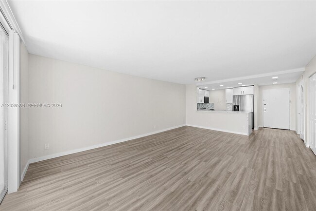 Building Photo - 16740 NE 9th Ave
