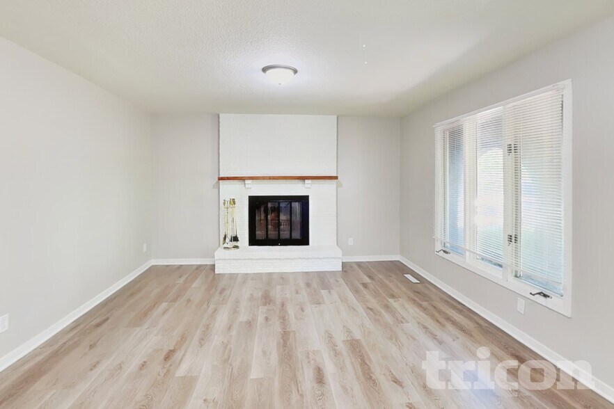 Building Photo - 13548 Dan Patch Dr