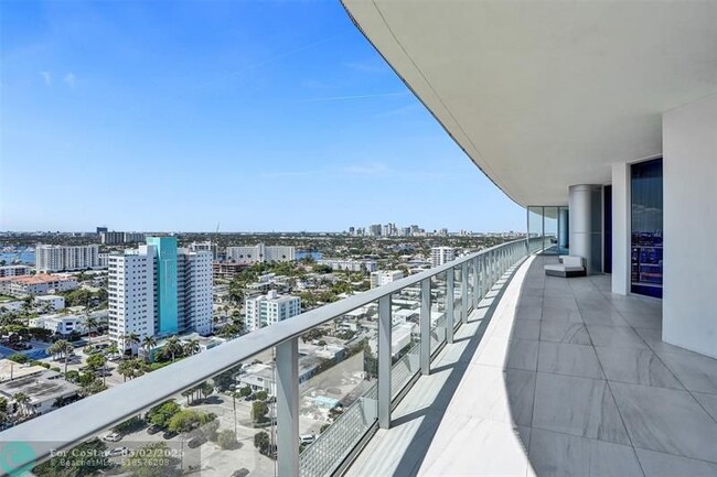 Building Photo - 701 N Fort Lauderdale Beach Blvd