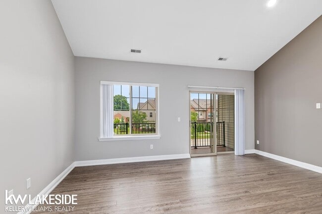 Building Photo - 45732 Utica Park Blvd