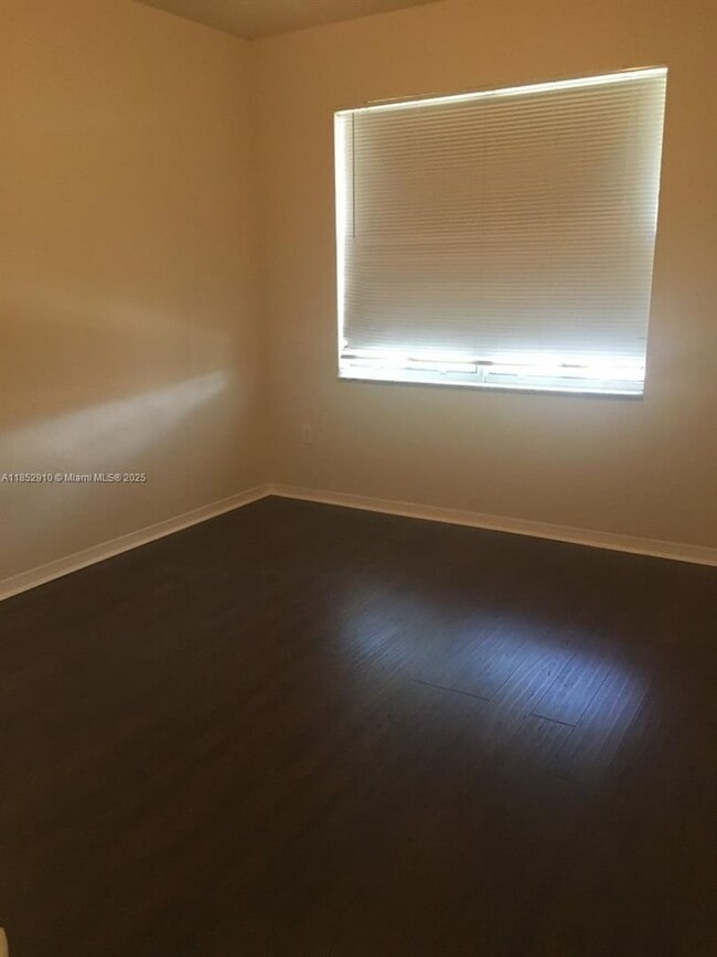 Building Photo - 3361 Merrick Ln