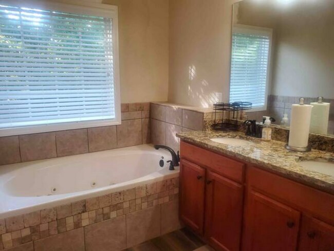 Building Photo - 1893 Appaloosa Run Trl