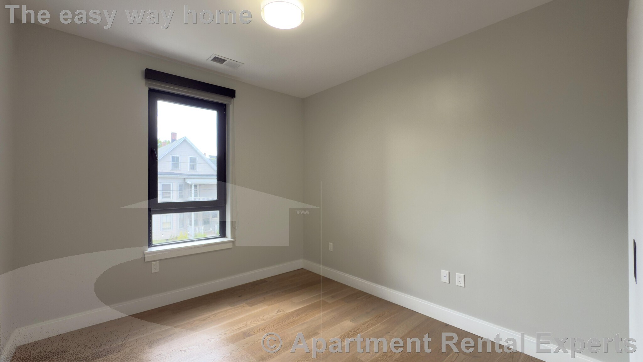 Building Photo - 9 Central St