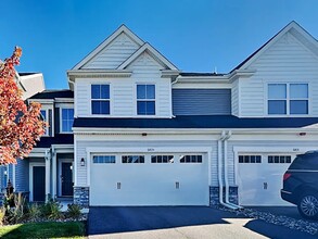 Building Photo - 6434 Inspire Cir S