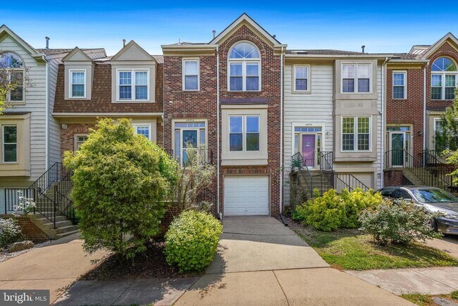 Building Photo - 46934 Trumpet Cir