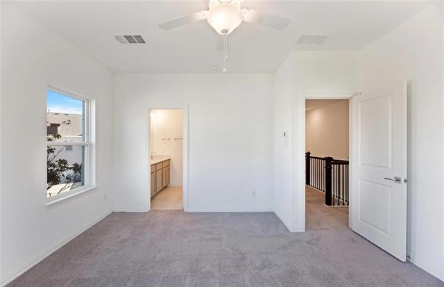 Building Photo - 9924 Schramm St