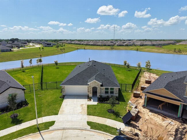 Building Photo - 6127 Bella Breeze Dr