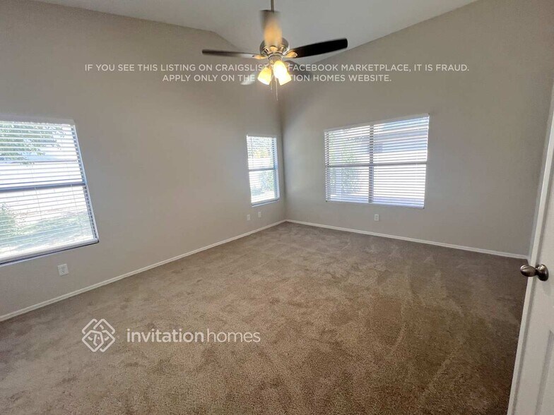 Building Photo - 8226 E Plata Ave