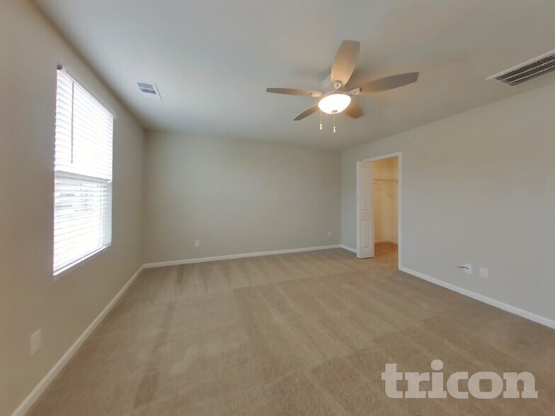 Building Photo - 2512 Solomon Ln